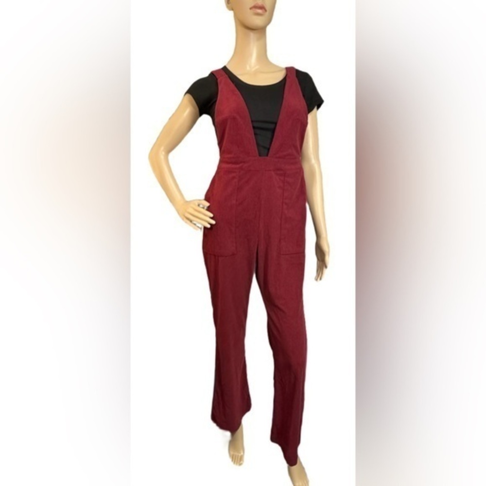 NEW HURLEY Juniors Ronnie Corduroy Flare Jumpsuit Red extra large NWT